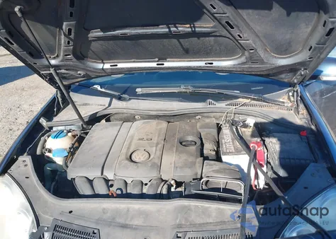 2010 Volkswagen Jetta Se z USA, uszkodzony, nr VIN 3VWRZ7AJXAM023844